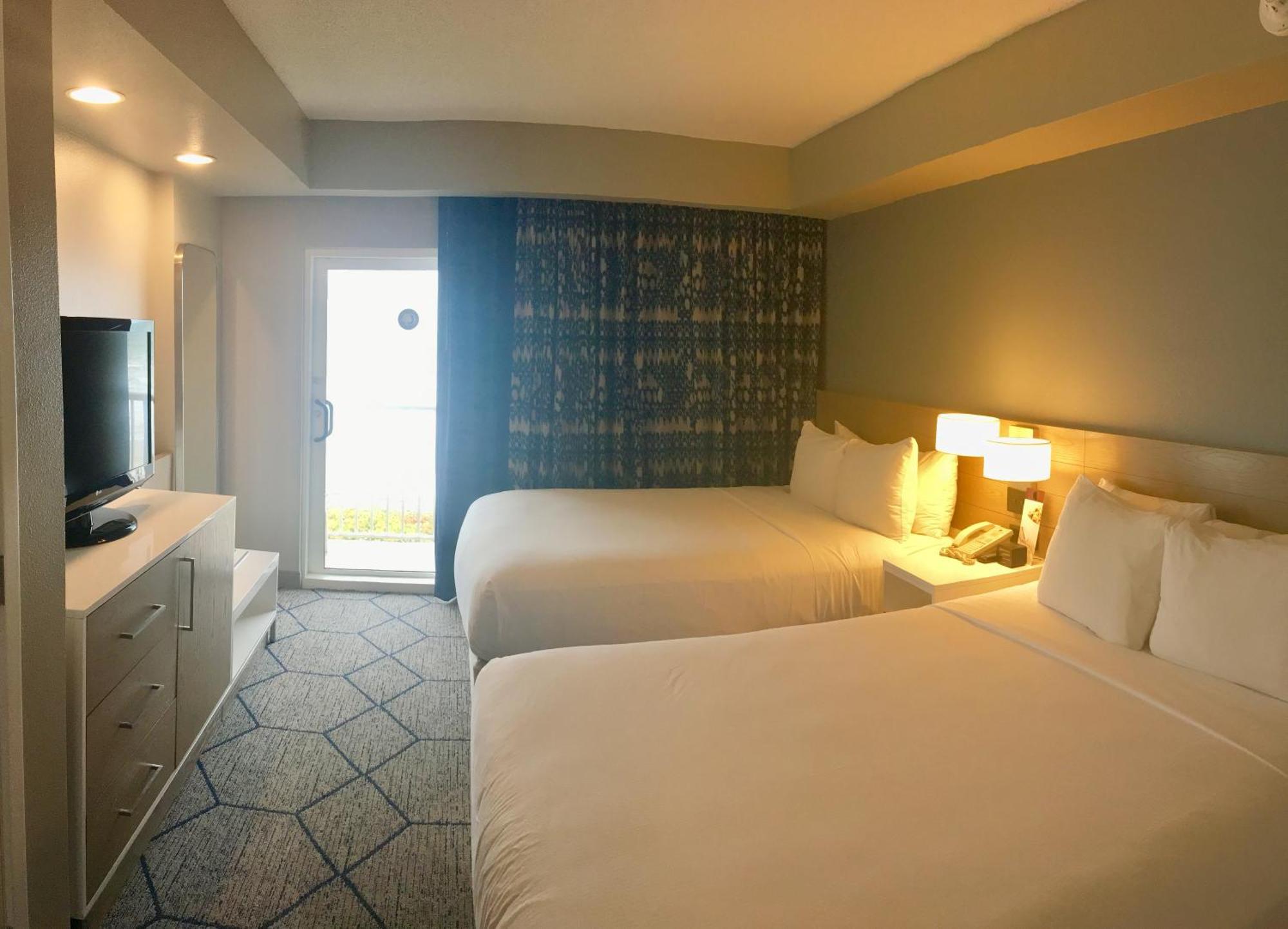Doubletree Suites By Hilton Melbourne Beach Oceanfront Exterior foto